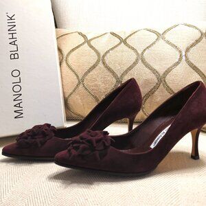 MANOLO BLAHNIK Berry Suede Leather Pumps